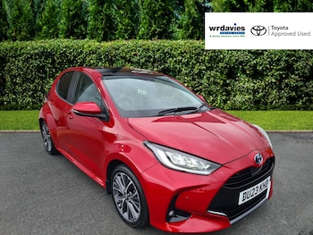 Used Toyota Yaris 2023 for sale - 76856456: Photo