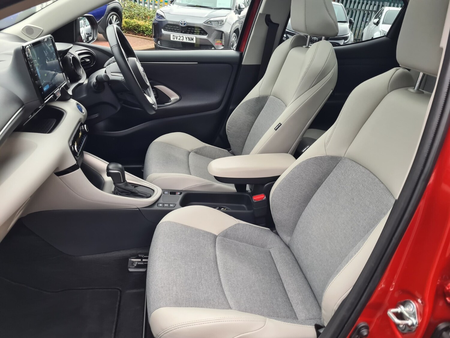 Used Toyota Yaris 2023 for sale - 76856456: Photo 24