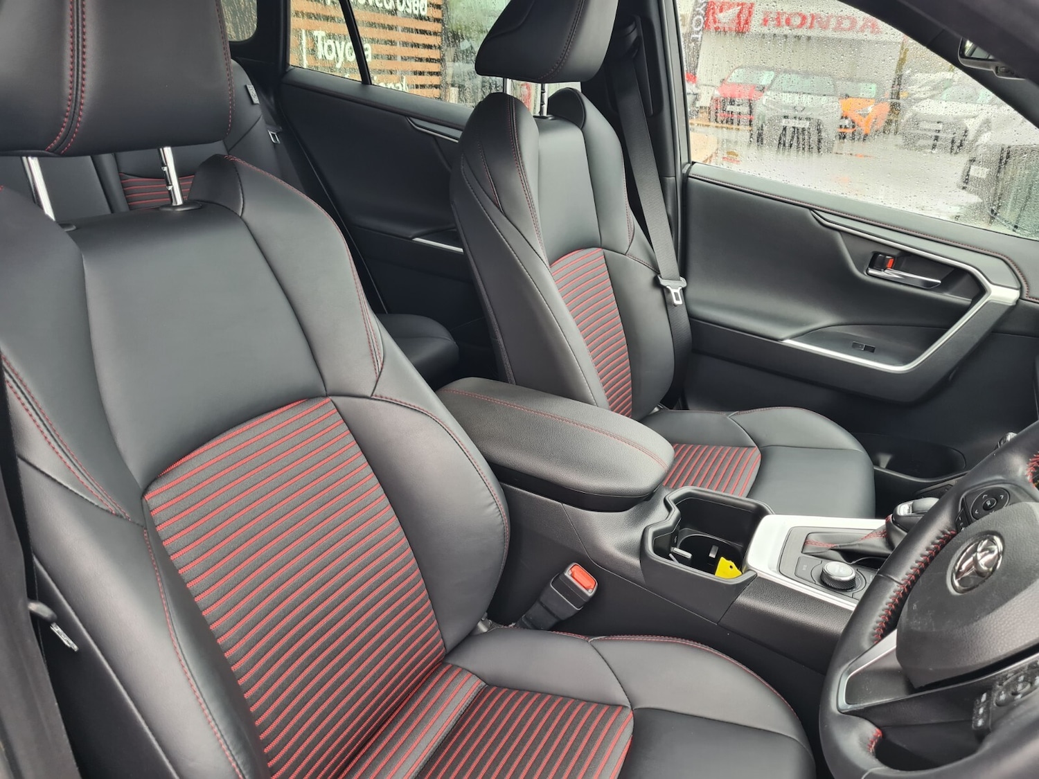 Used Toyota RAV4 2022 for sale - 76589781: Photo 18