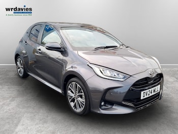 Used Toyota Yaris 2024 for sale - 79230163: Photo