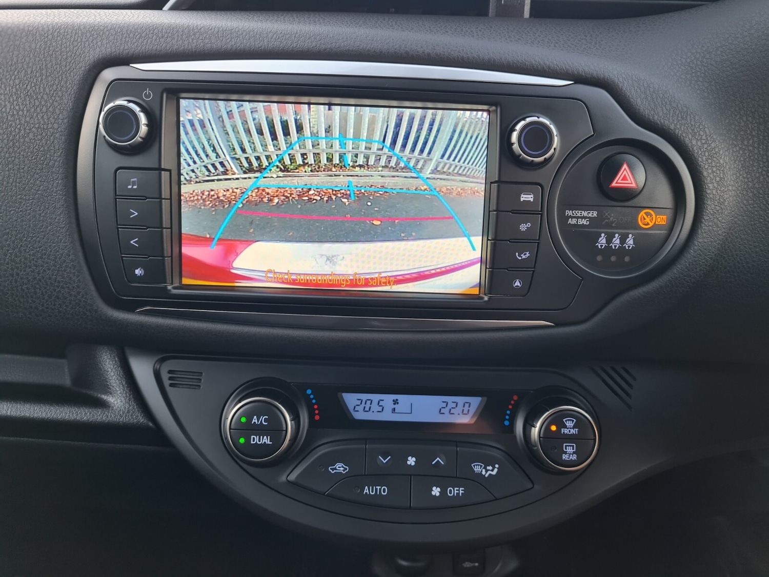 Used Toyota Yaris 2016 for sale - 77019883: Photo 12