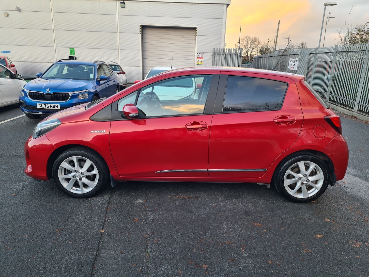 Used Toyota Yaris 2016 for sale - 77019883: Photo 4