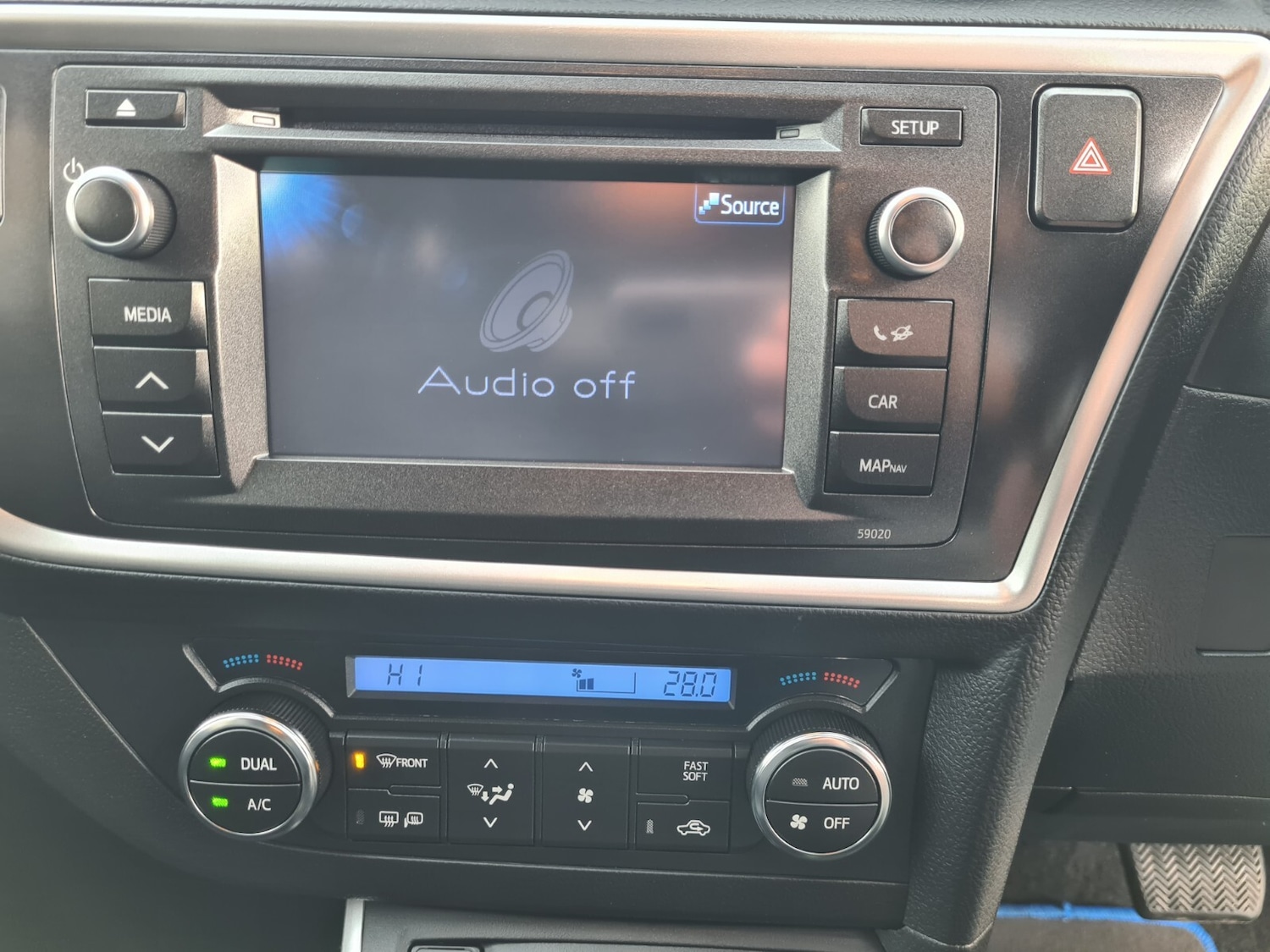 Used Toyota Auris 2013 for sale - 76355208: Photo 13