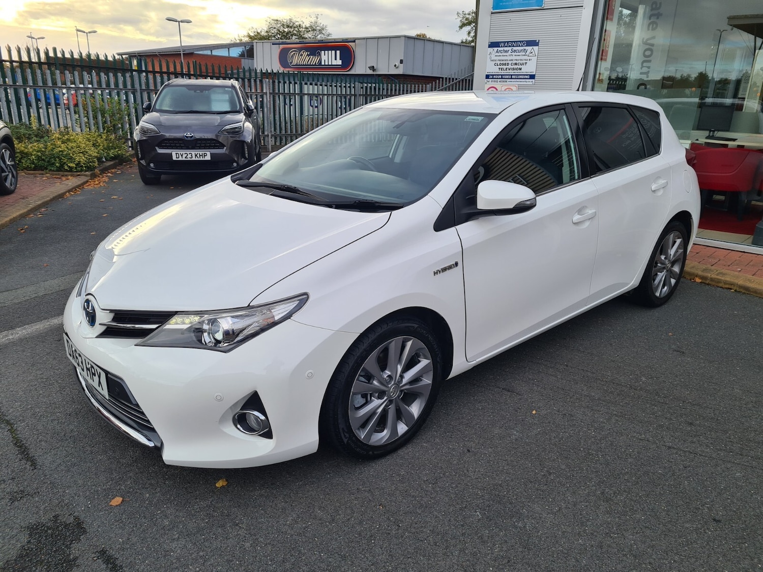 Used Toyota Auris 2013 for sale - 76355208: Photo 3