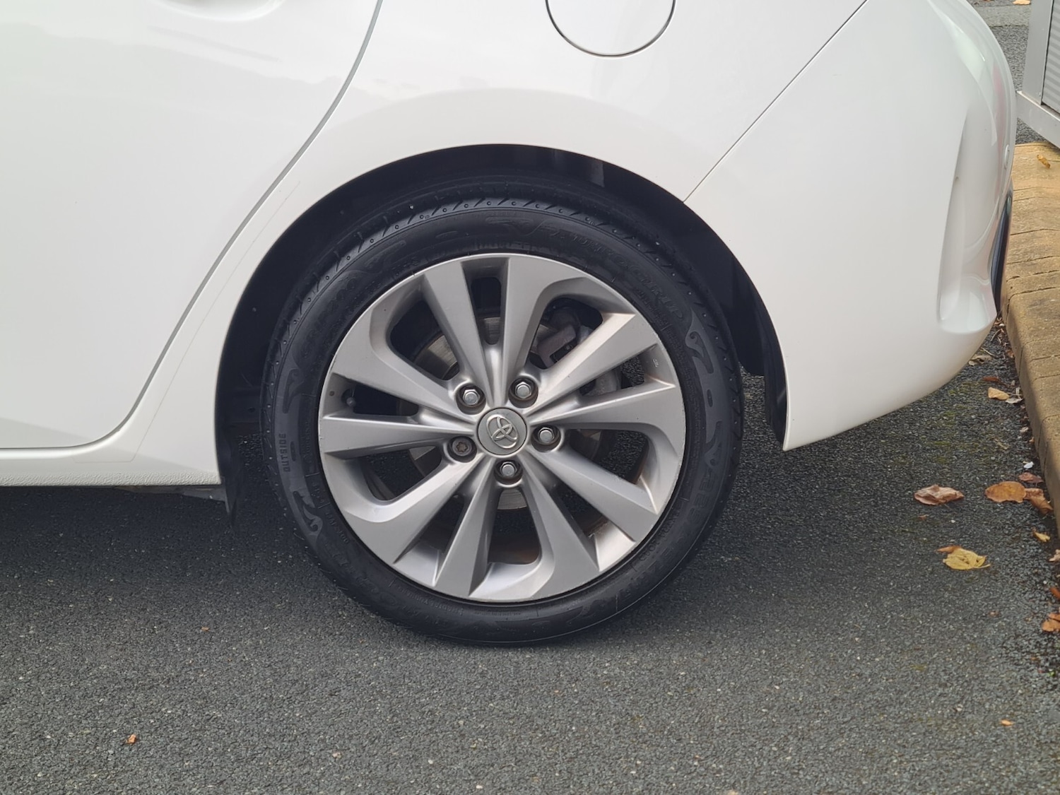 Used Toyota Auris 2013 for sale - 76355208: Photo 5