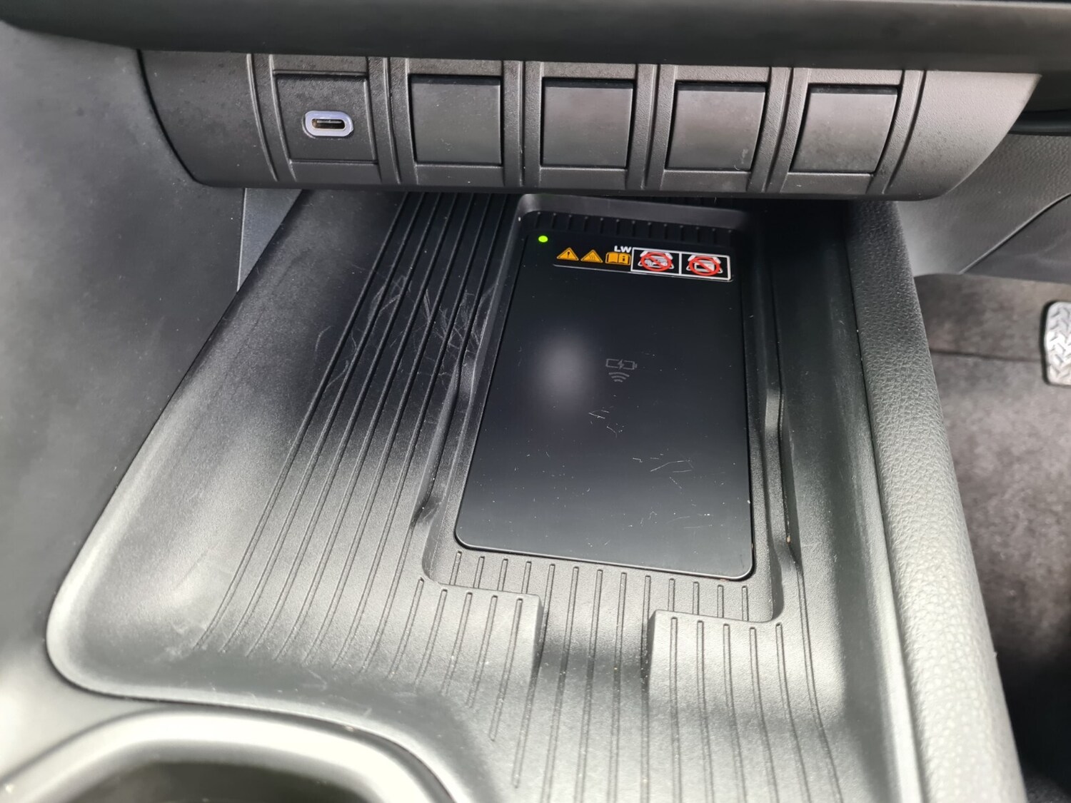 Used Toyota C-HR 2024 for sale - 76856377: Photo 16