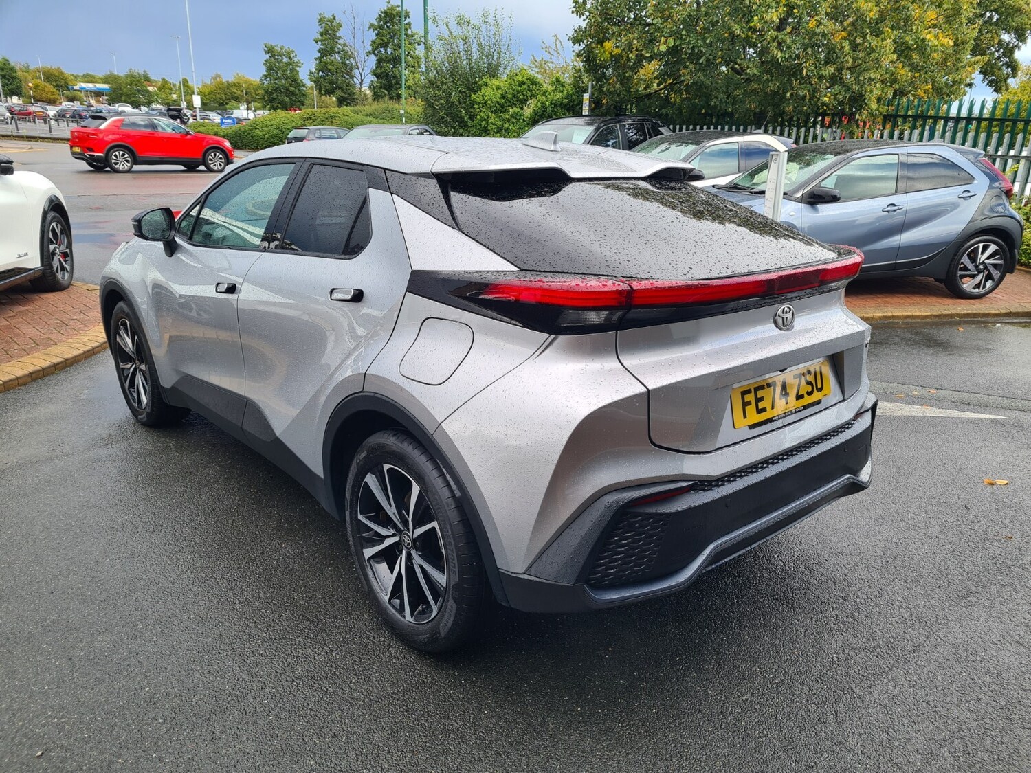 Used Toyota C-HR 2024 for sale - 76856377: Photo 6