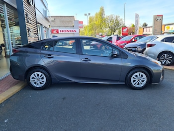 Used Toyota Prius 2017 for sale - 78336762: Photo