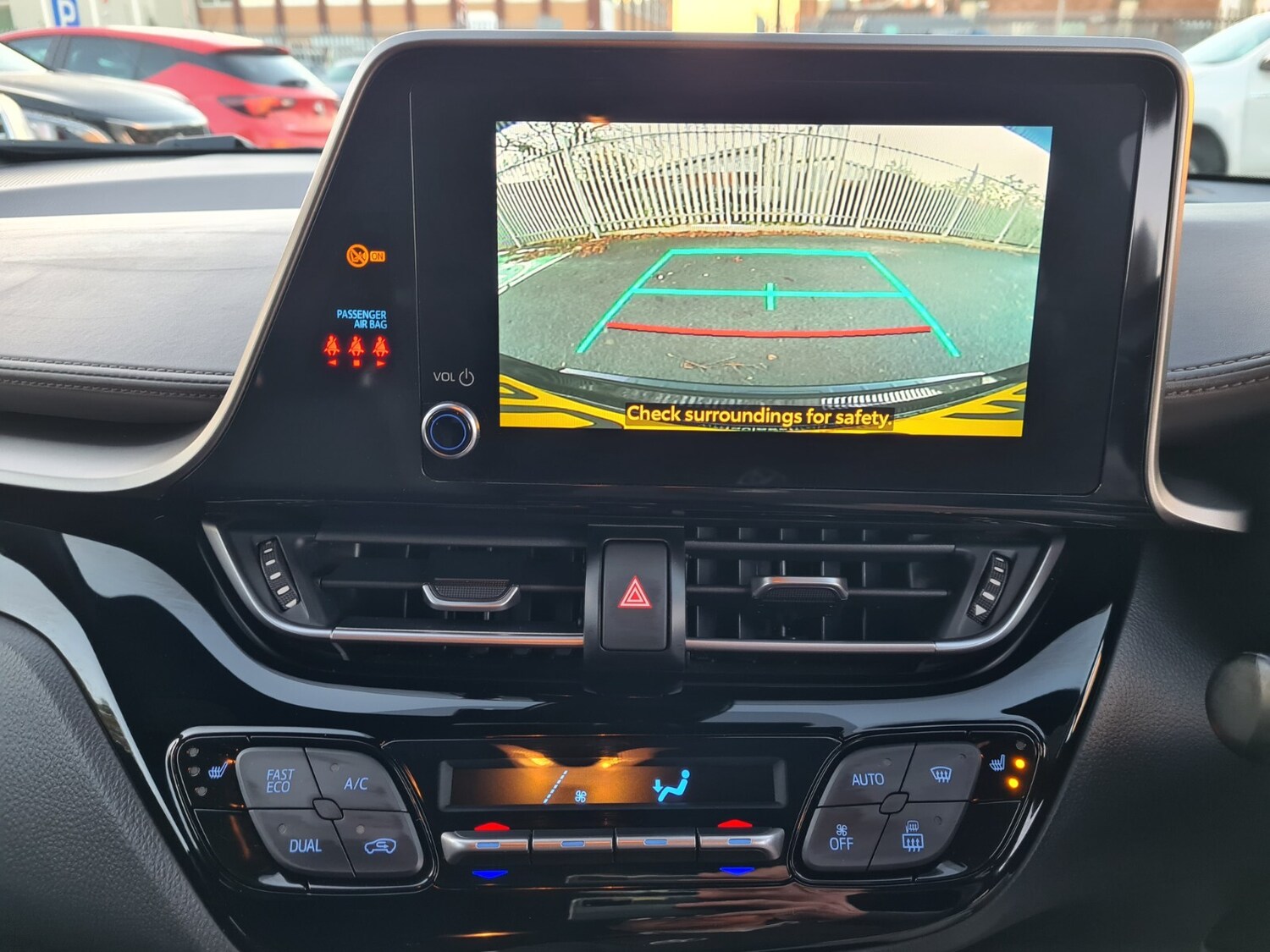 Used Toyota C-HR 2023 for sale - 76856390: Photo 14