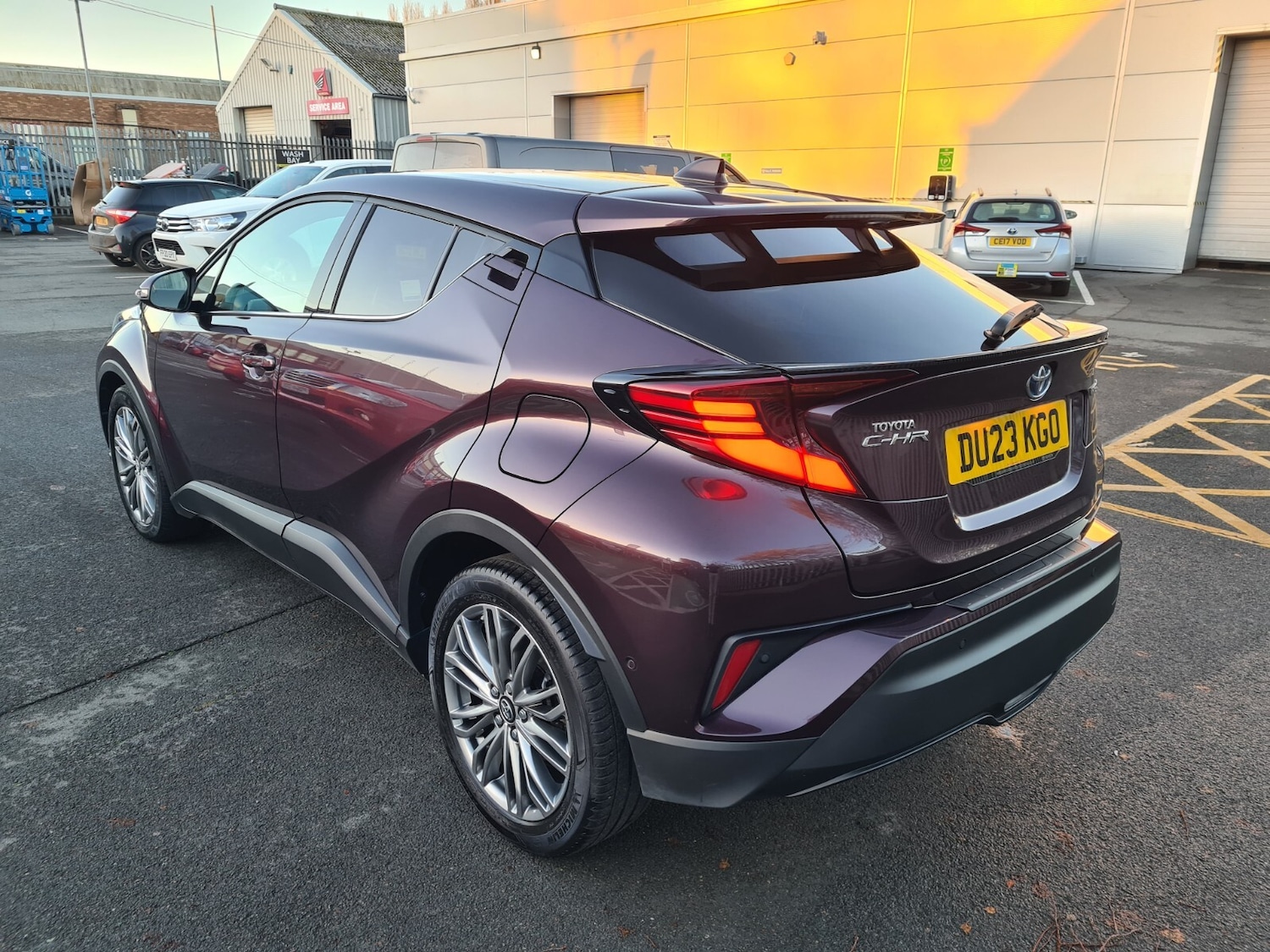 Used Toyota C-HR 2023 for sale - 76856390: Photo 5
