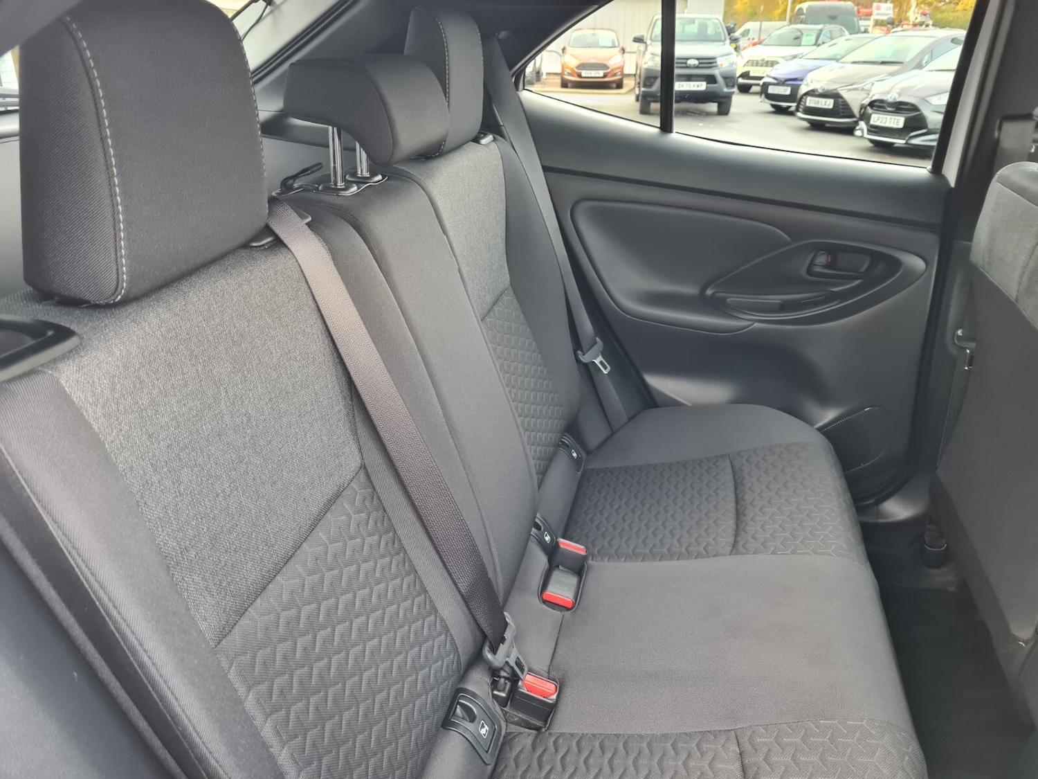 Used Toyota Yaris Cross 2022 for sale - 77019852: Photo 18