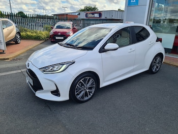 Used Toyota Yaris 2024 for sale - 76276738: Photo