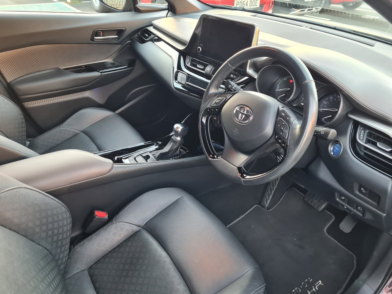 Used Toyota C-HR 2023 for sale - 76704321: Photo 10