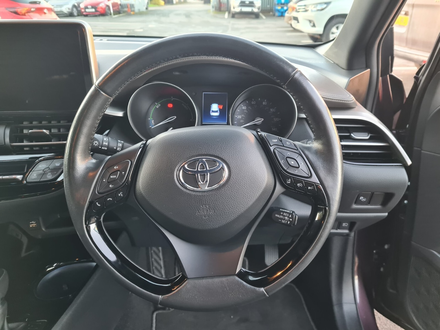 Used Toyota C-HR 2023 for sale - 76704321: Photo 11