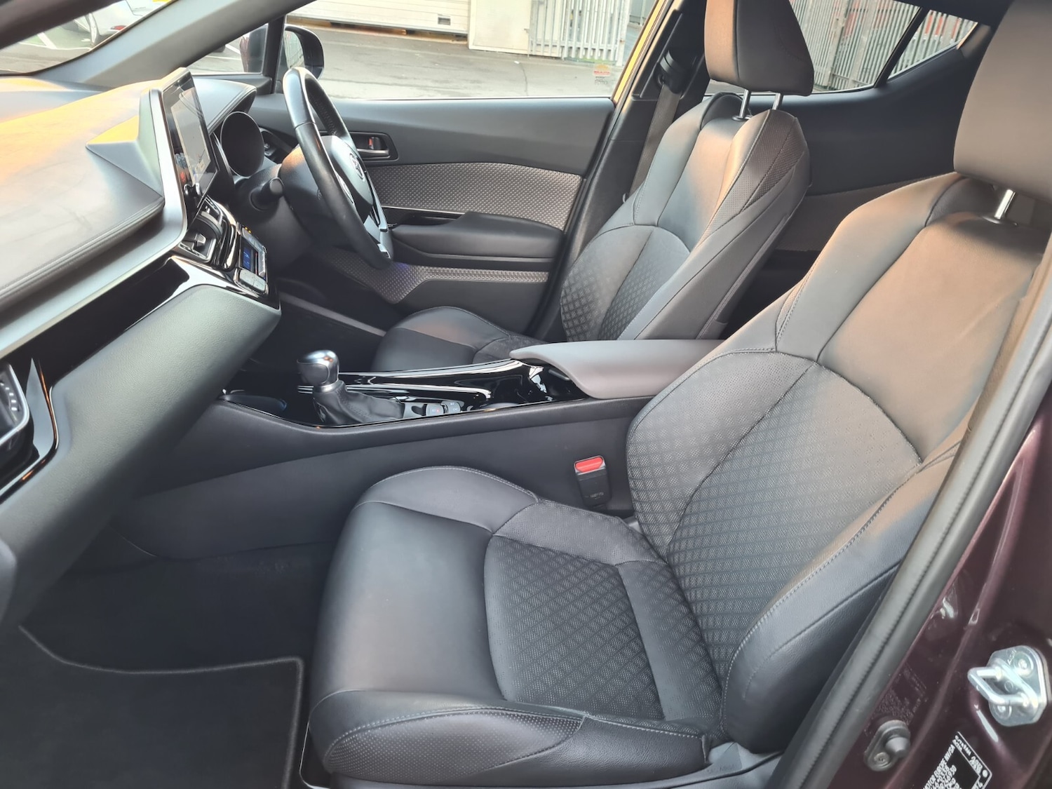 Used Toyota C-HR 2023 for sale - 76704321: Photo 23