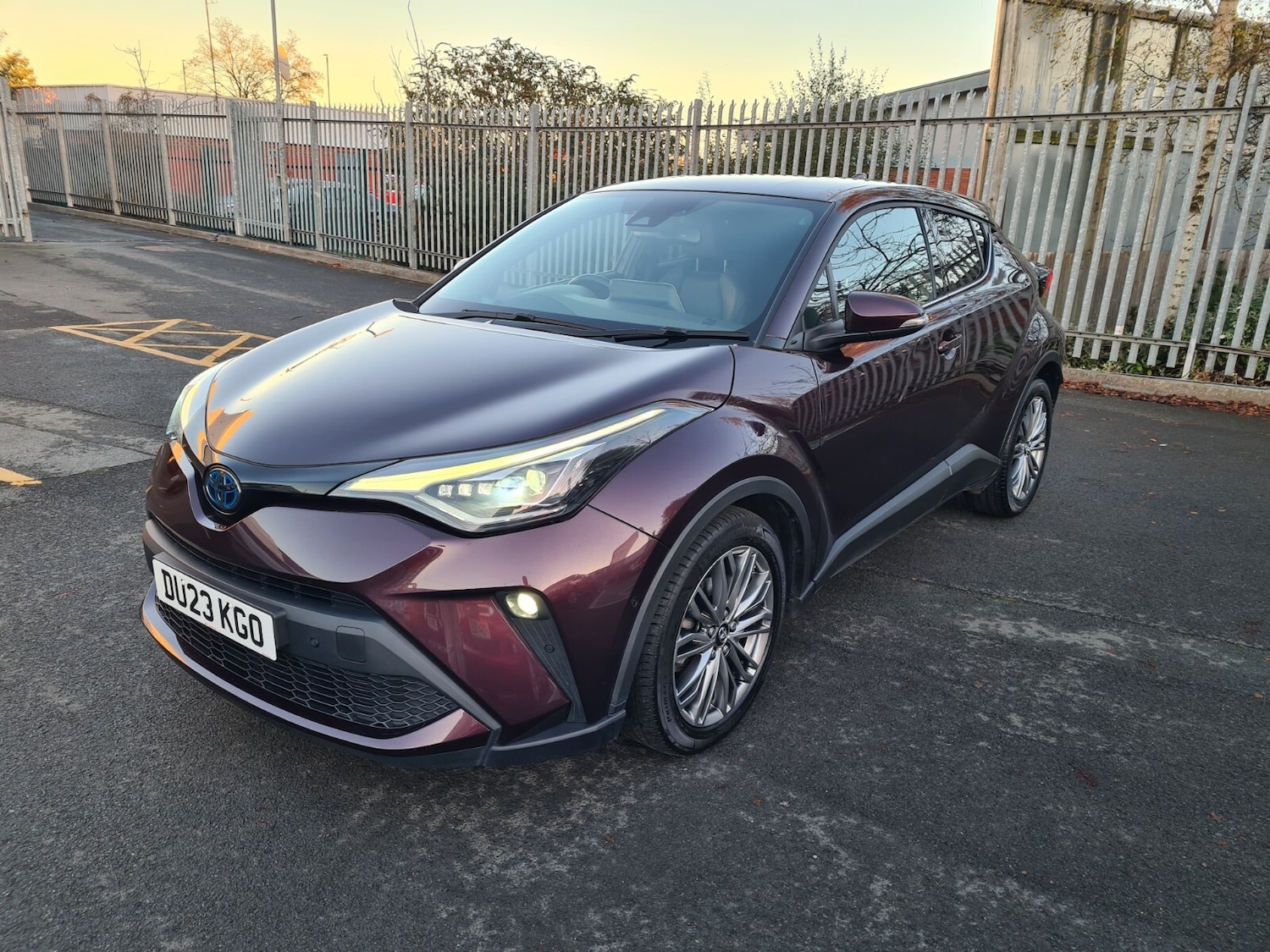 Used Toyota C-HR 2023 for sale - 76704321: Photo 3