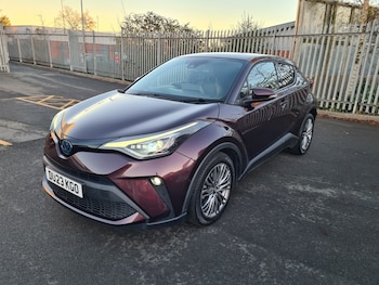 Used Toyota C-HR 2023 for sale - 76704321: Photo