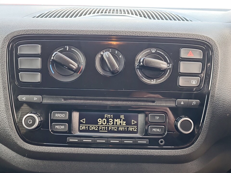 Used Volkswagen up! 2014 for sale - 78215964: Photo 21