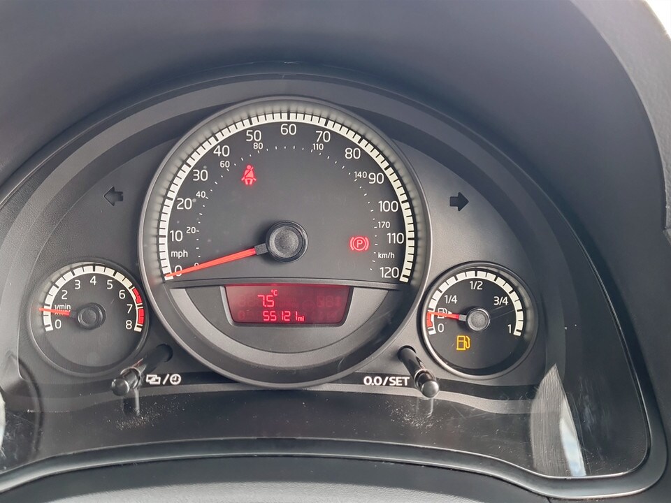 Used Volkswagen up! 2014 for sale - 78215964: Photo 27