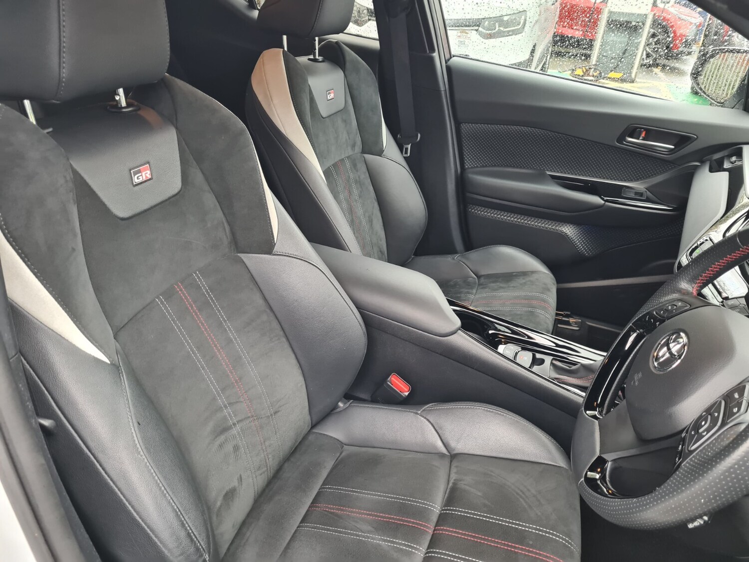 Used Toyota C-HR 2021 for sale - 76856437: Photo 15