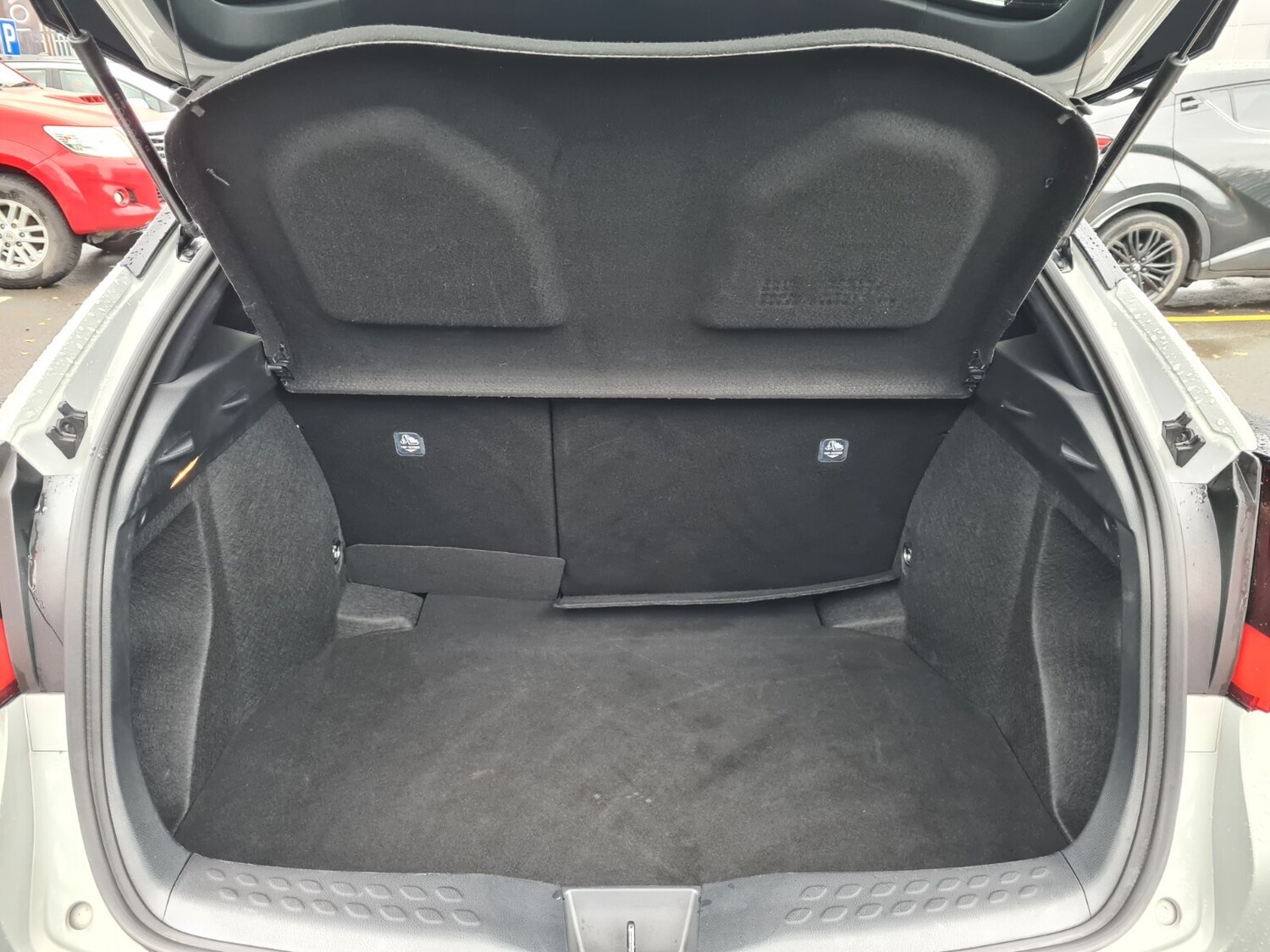 Used Toyota C-HR 2021 for sale - 76856437: Photo 18