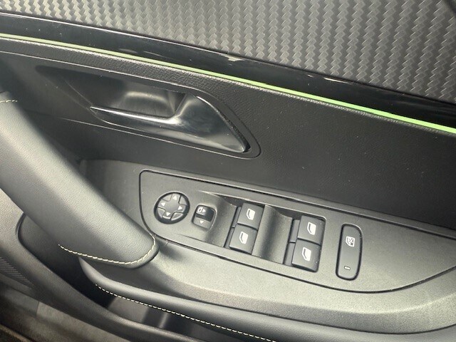 Used Peugeot 2008 2021 for sale - 77269325: Photo 21