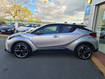 Used Toyota C-HR 2023 for sale - 78298772: Photo