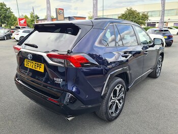 Used Toyota RAV4 2022 for sale - 76276402: Photo