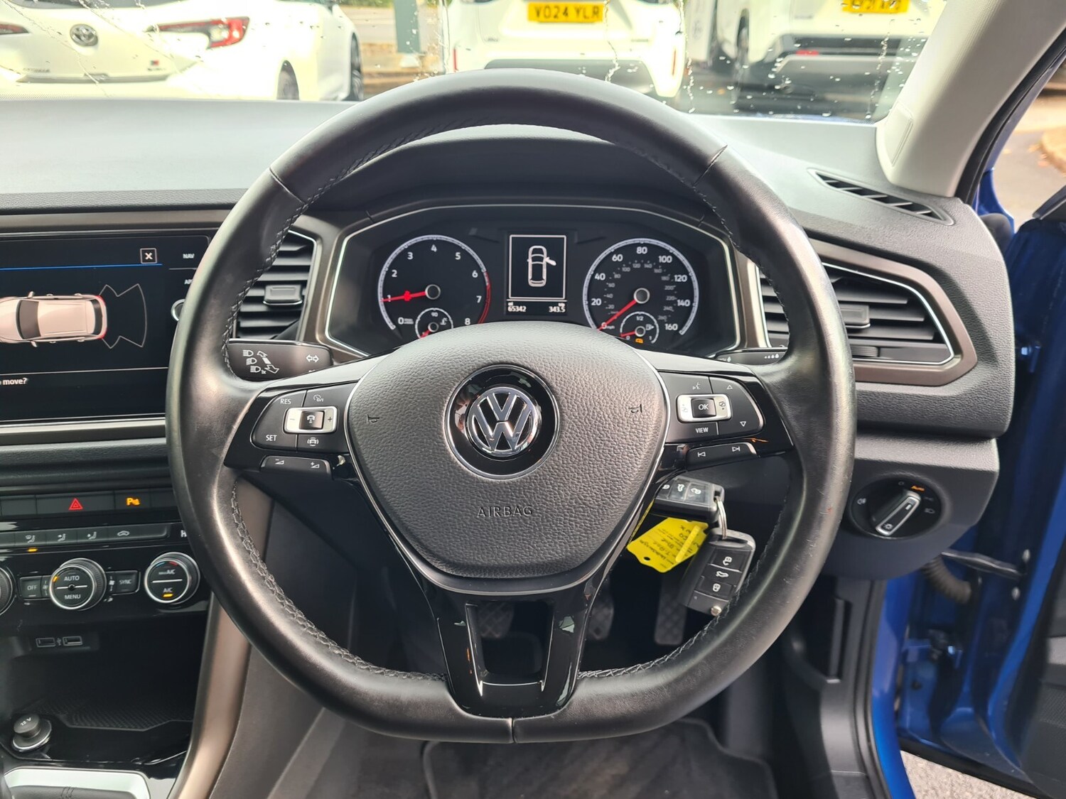 Used Volkswagen T-Roc 2019 for sale - 76338885: Photo 11