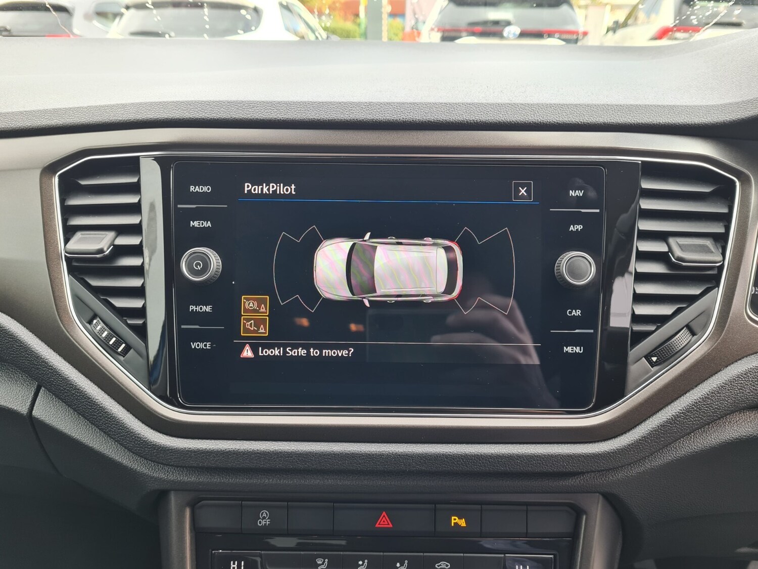 Used Volkswagen T-Roc 2019 for sale - 76338885: Photo 15