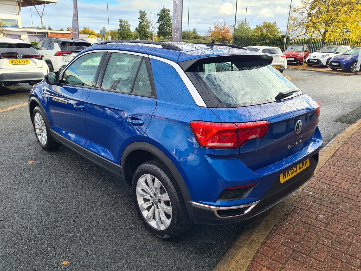 Used Volkswagen T-Roc 2019 for sale - 76338885: Photo 6