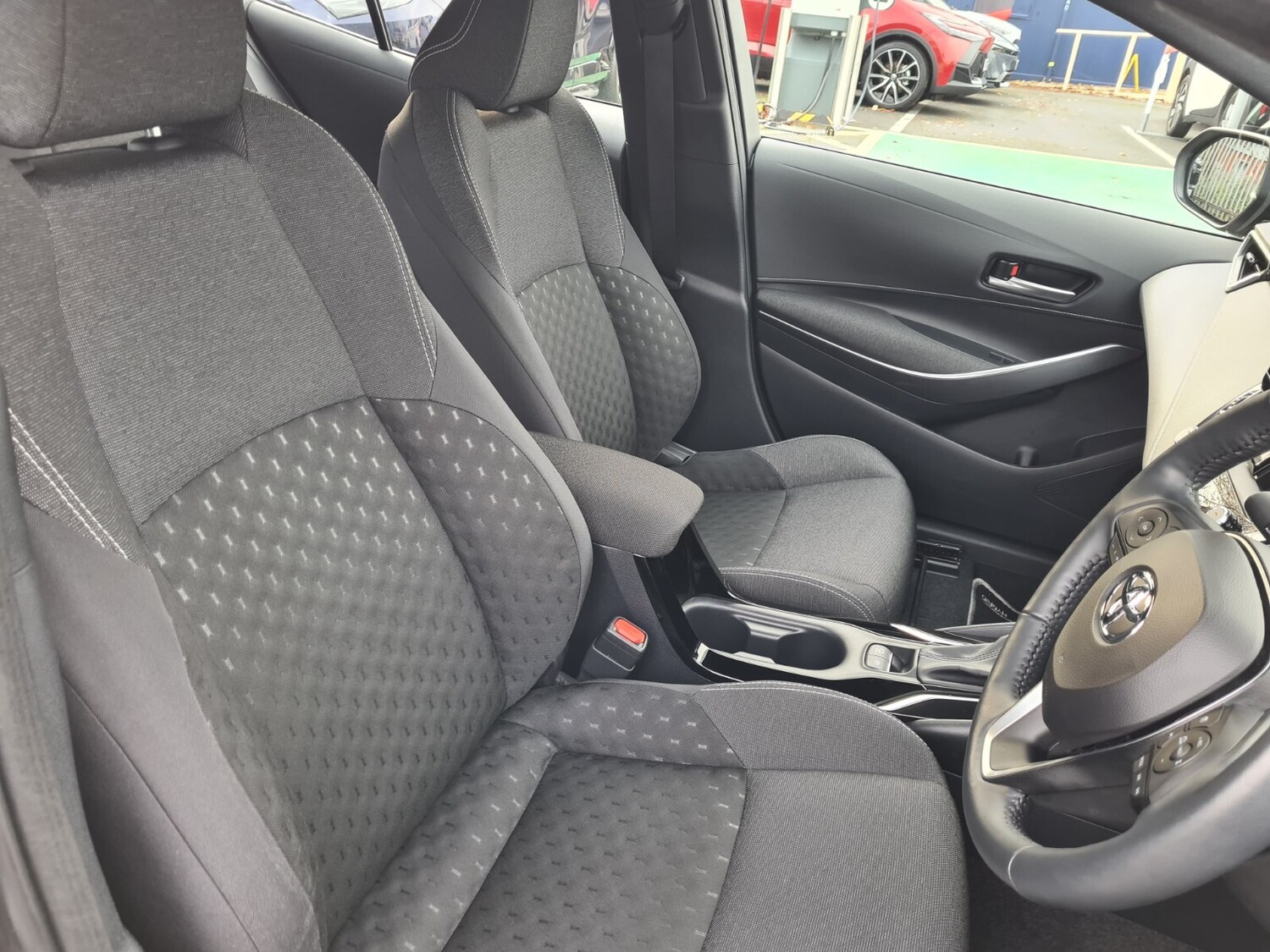 Used Toyota Corolla 2024 for sale - 77710902: Photo 17