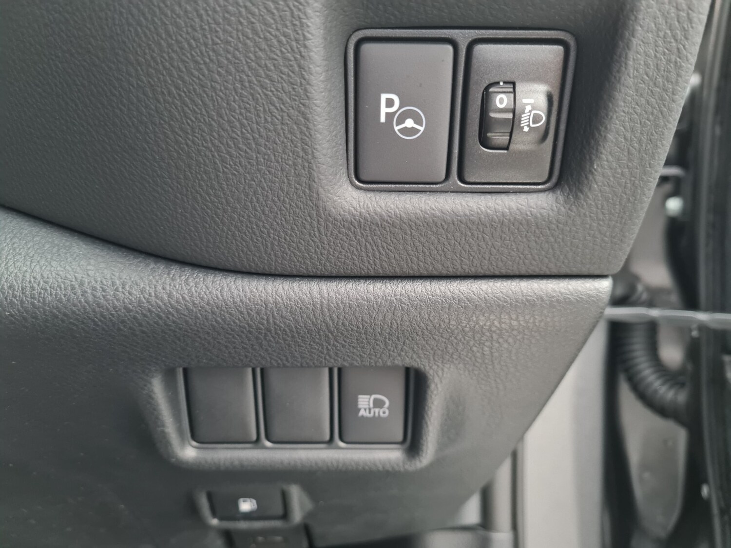 Used Toyota C-HR 2021 for sale - 76856372: Photo 16