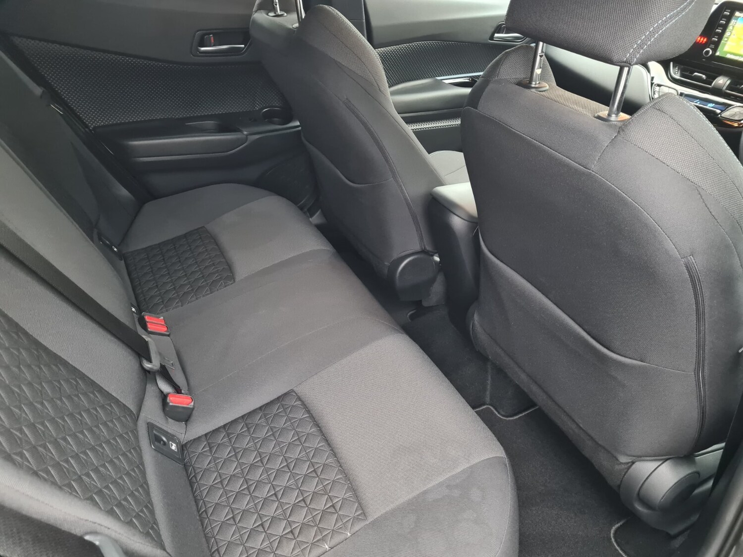 Used Toyota C-HR 2021 for sale - 76856372: Photo 18