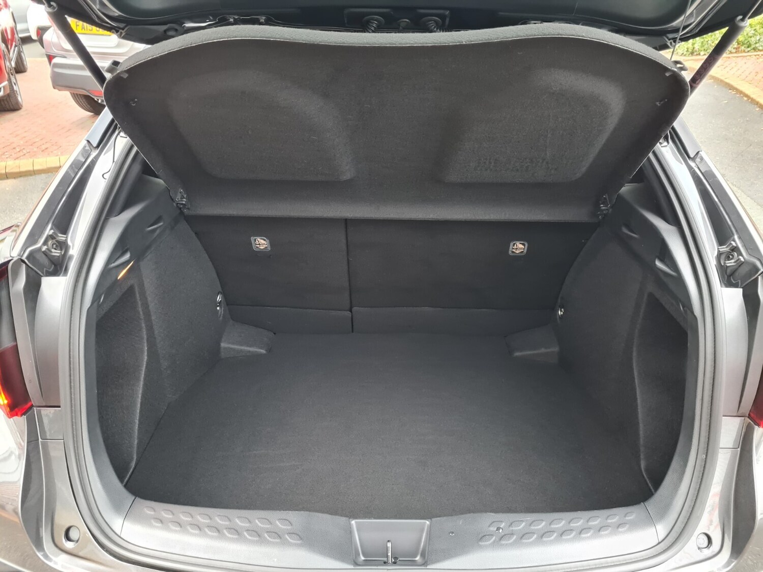 Used Toyota C-HR 2021 for sale - 76856372: Photo 21