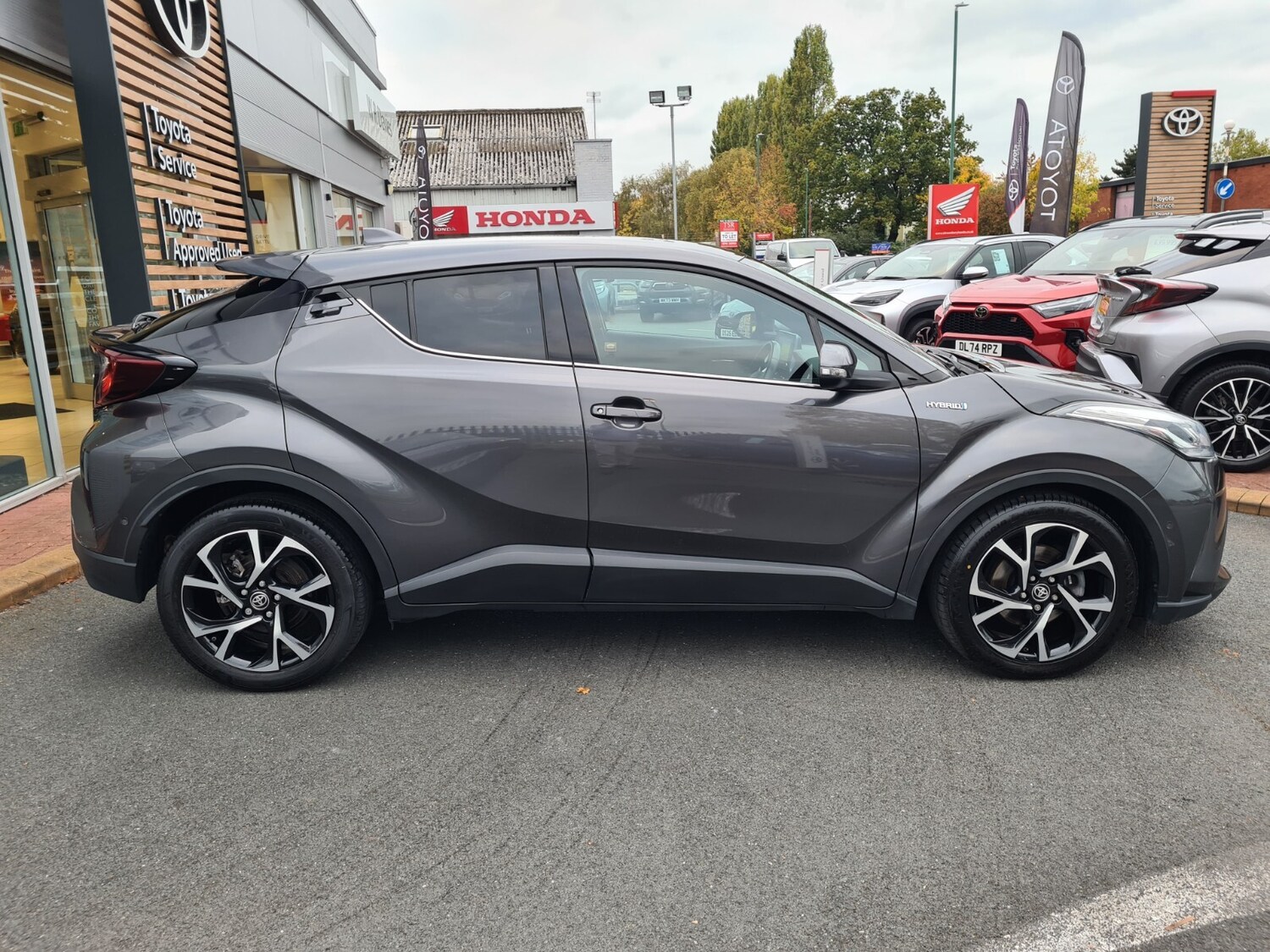 Used Toyota C-HR 2021 for sale - 76856372: Photo 9