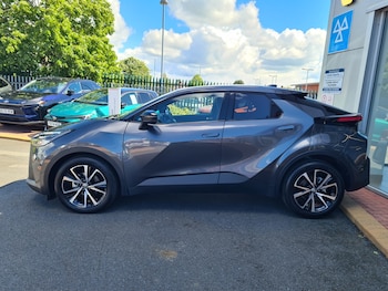 Used Toyota C-HR 2025 for sale - 78590765: Photo