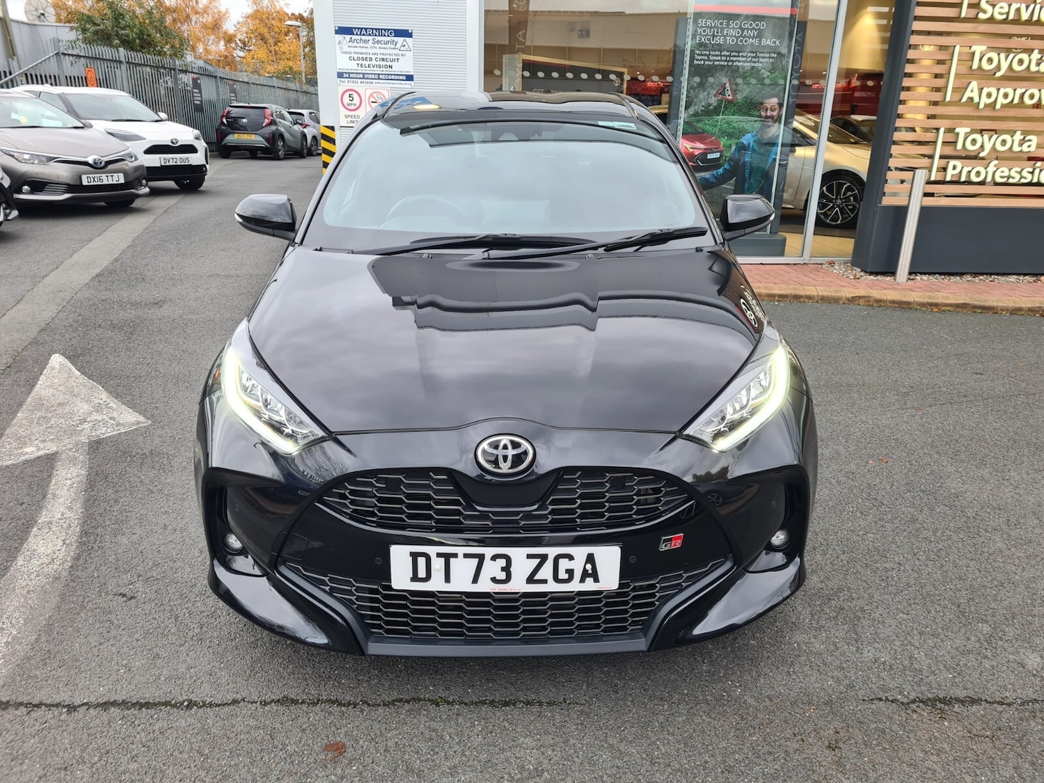 Used Toyota Yaris 2023 for sale - 77165489: Photo 2