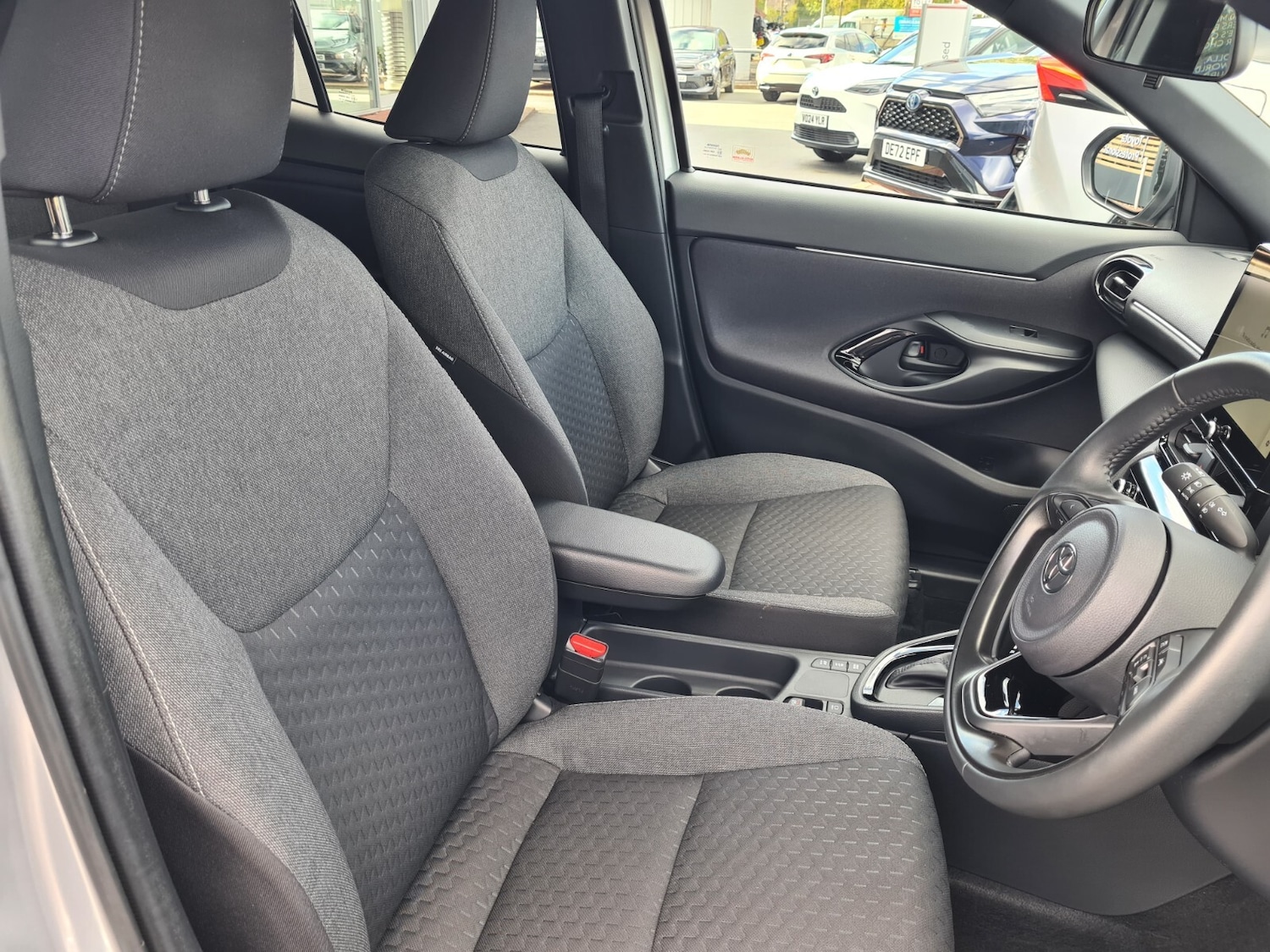 Used Toyota Yaris Cross 2025 for sale - 77165496: Photo 16