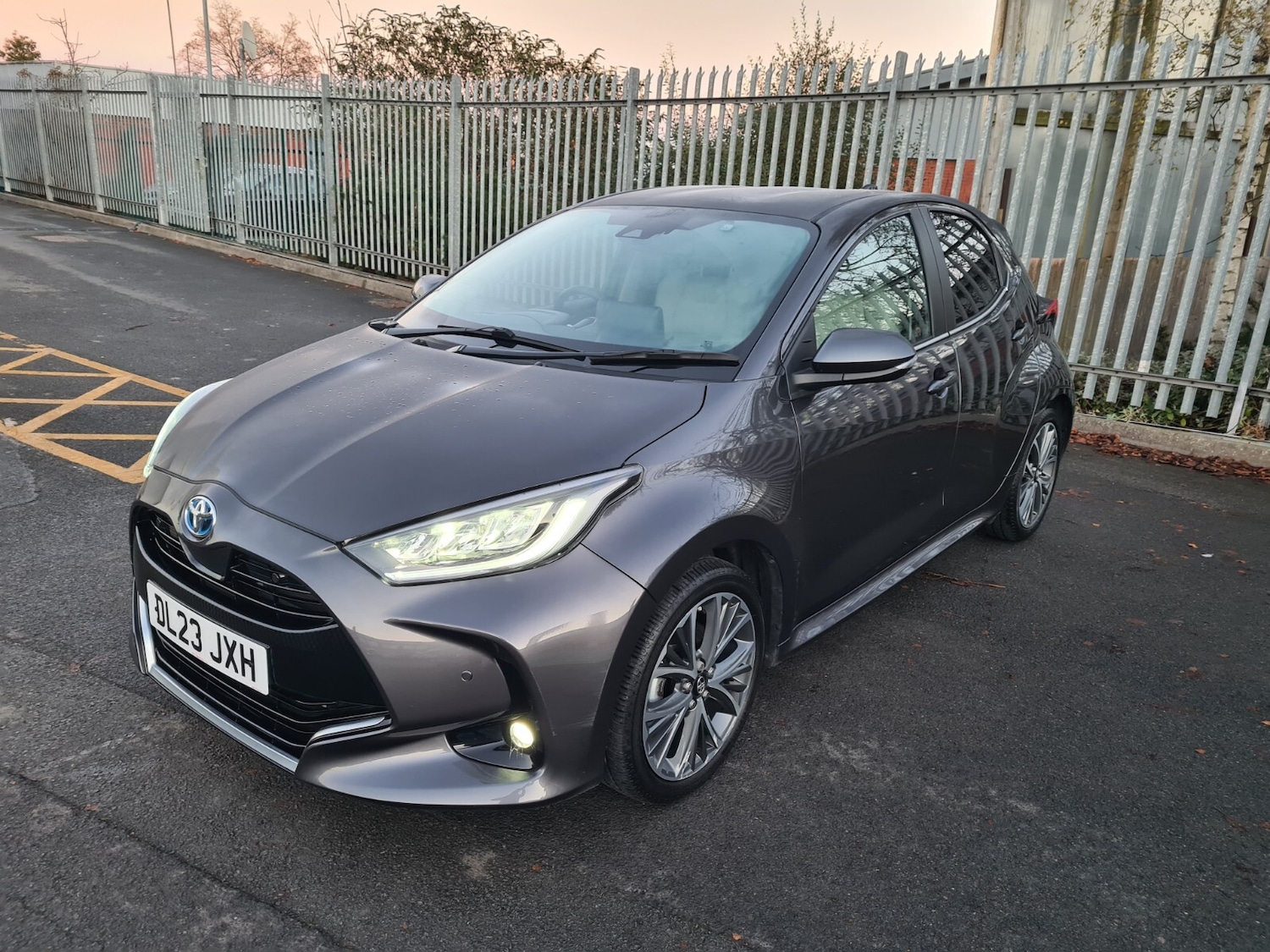 Used Toyota Yaris 2023 for sale - 76704327: Photo 3