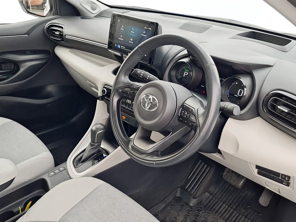 Used Toyota Yaris 2022 for sale - 77971667: Photo 17