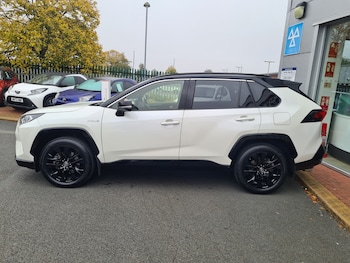 Used Toyota RAV4 2021 for sale - 76276193: Photo
