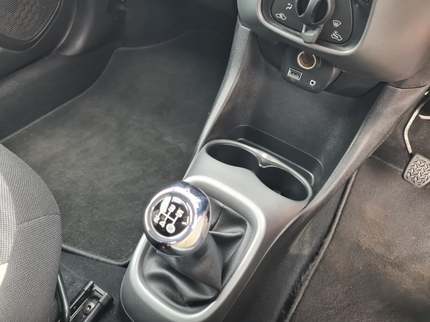 Used Toyota AYGO 2019 for sale - 77588496: Photo 11