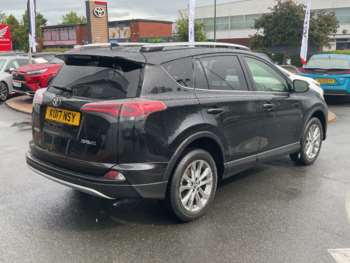 Used Toyota RAV4 2017 for sale - 74868704: Photo