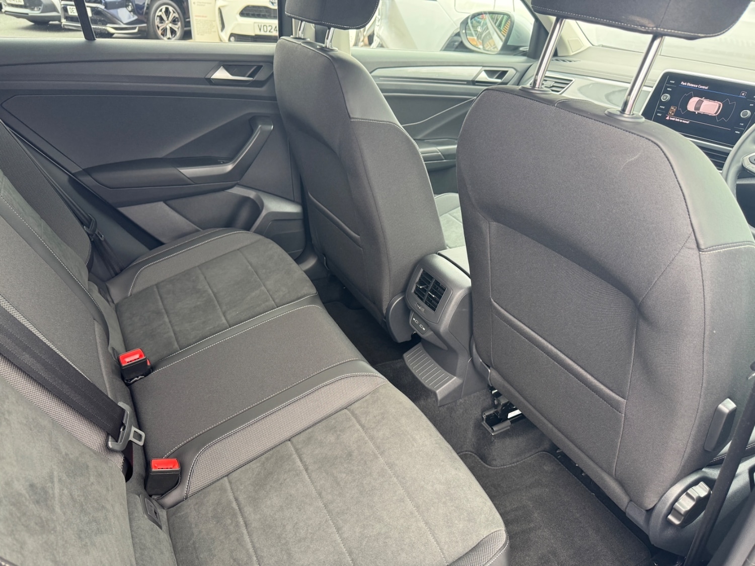 Used Volkswagen T-Roc 2024 for sale - 77165492: Photo 19