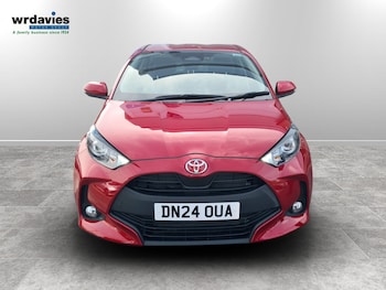Used Toyota Yaris 2024 for sale - 79472469: Photo