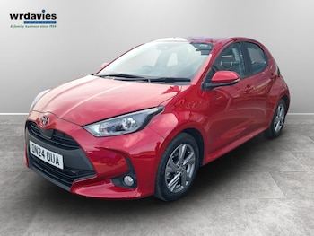 Used Toyota Yaris 2024 for sale - 79472469: Photo