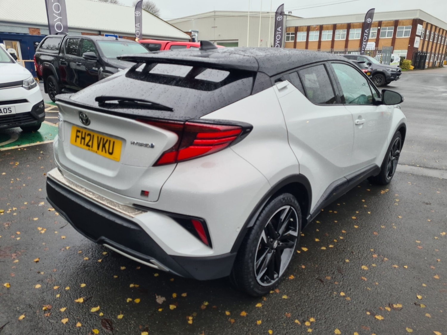 Used Toyota C-HR 2021 for sale - 77019885: Photo 7
