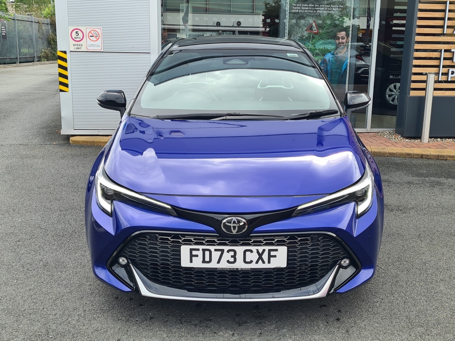 Used Toyota Corolla 2023 for sale - 76276572: Photo 2