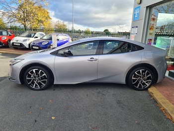 Used Toyota Prius 2024 for sale - 77019846: Photo